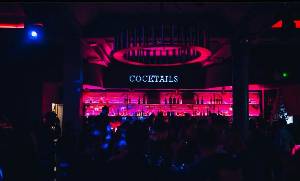 Cocktail Bar